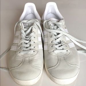 Adidas Mint Gazelles (Size 6/ US W 7)